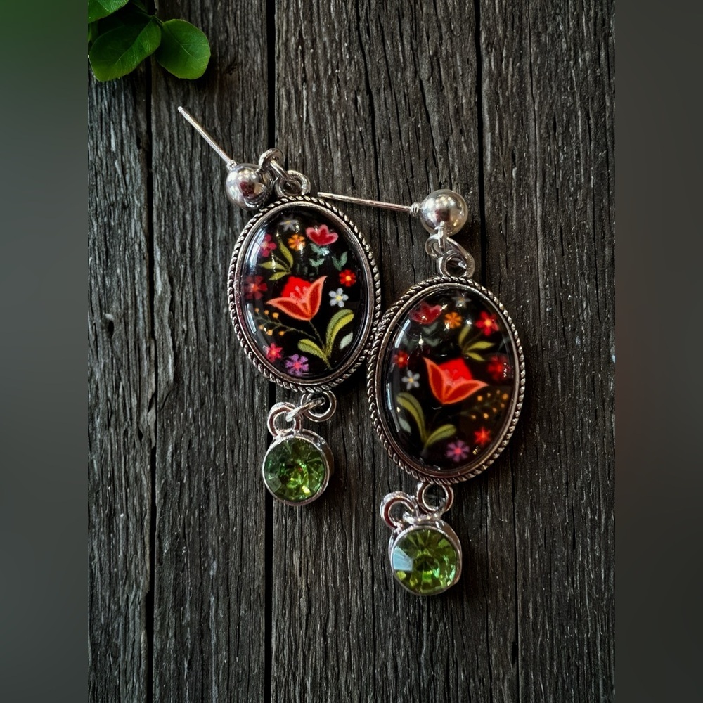 Artisan Folklore Silver Toned and Multicolor Floral Glass Domed Earrings